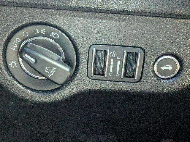 Certified 2023 Chrysler 300 S w/ Comfort Group RWD image 25