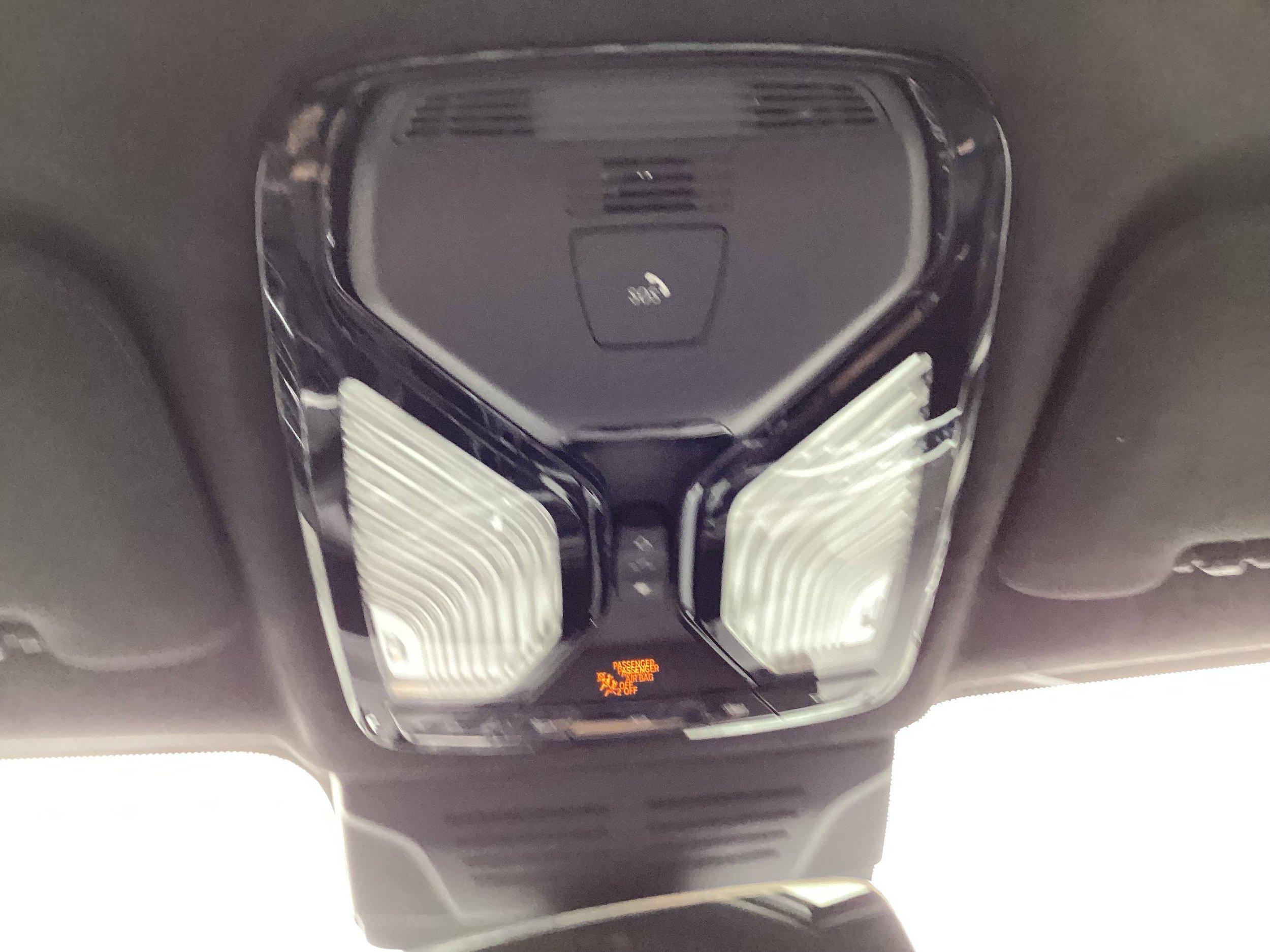 Used 2024 BMW X7 xDrive40i w/ M Sport Package AWD/4WD image 19