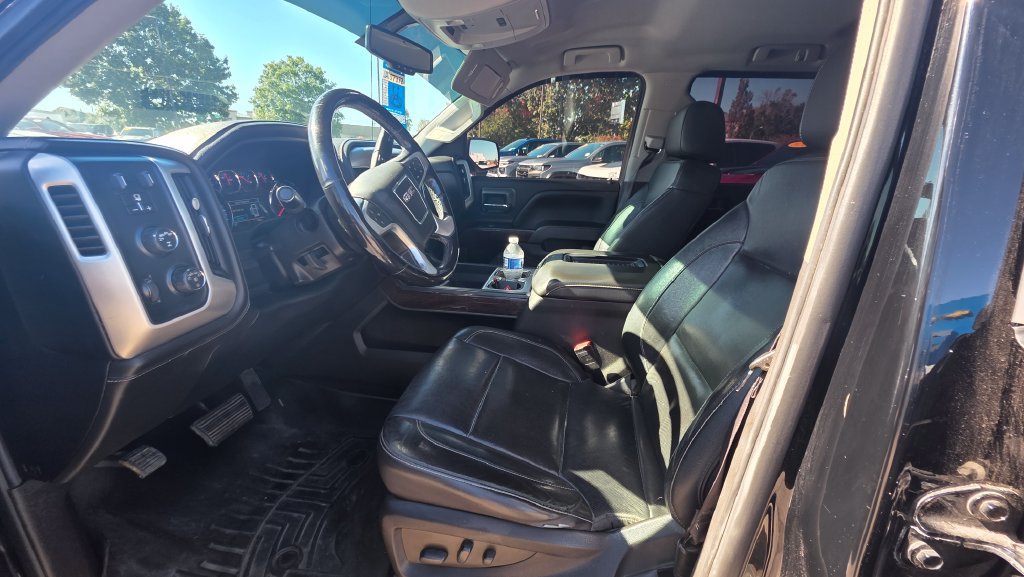 Used 2018 GMC Sierra 1500 SLT w/ SLT Premium Package AWD/4WD image 2