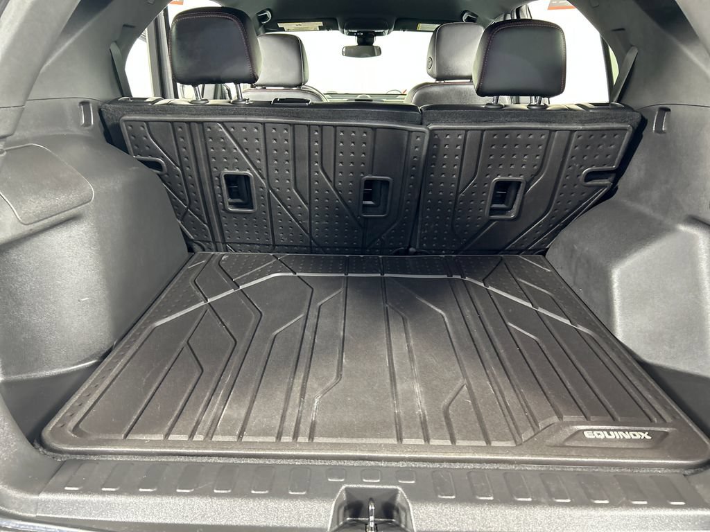 Used 2022 Chevrolet Equinox RS w/ RS Leather Package FWD image 19