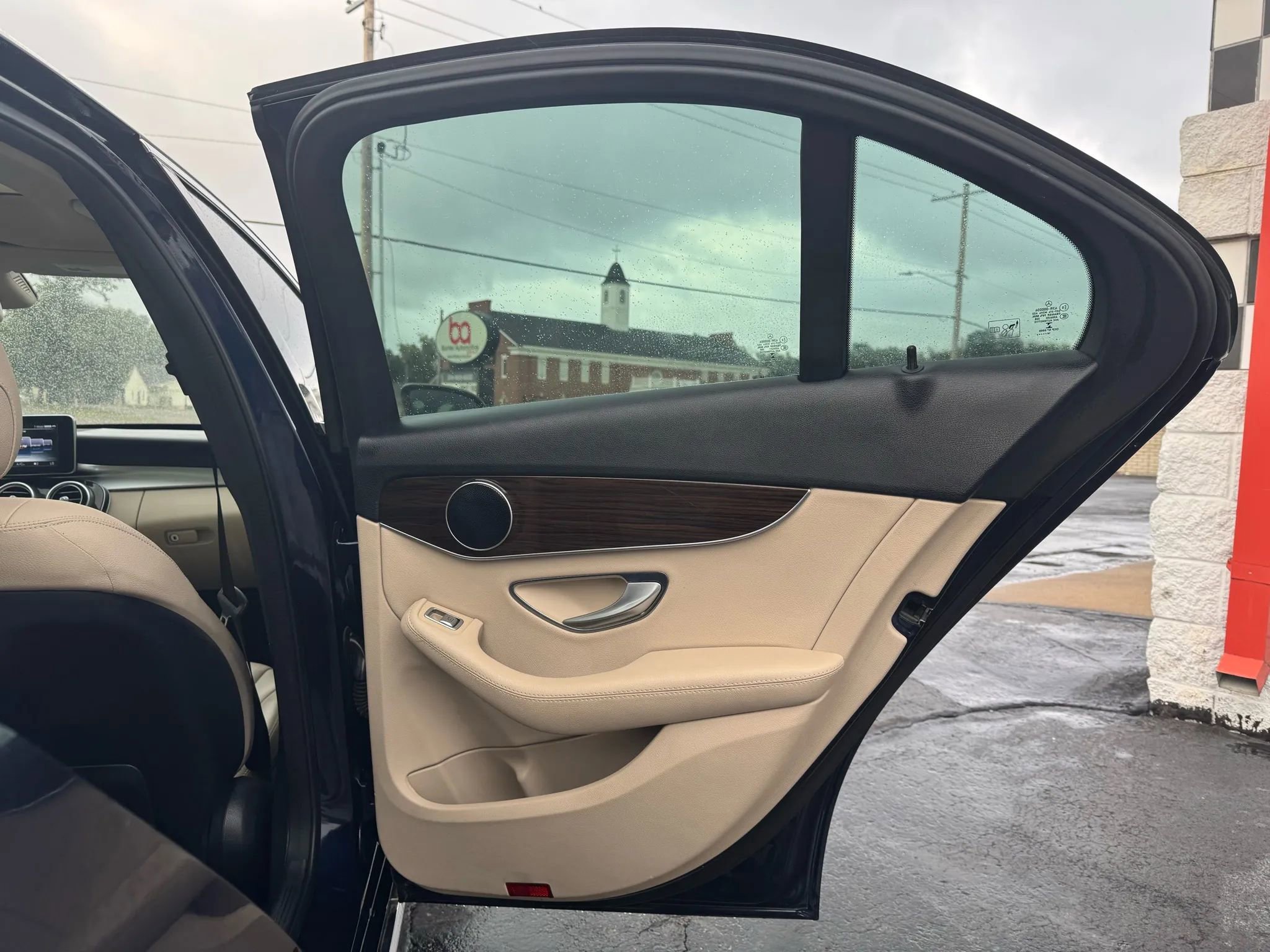Used 2017 Mercedes-Benz C 300 Sedan image 23