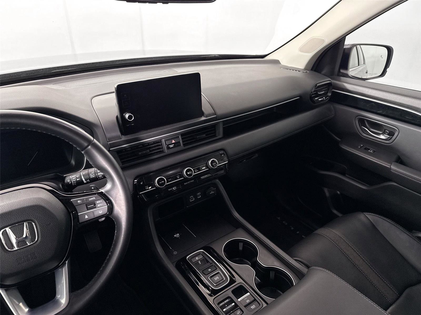 Used 2025 Honda Pilot EX-L image 34