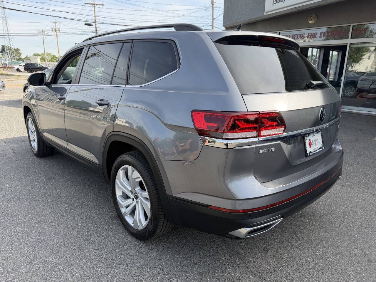 Used 2021 Volkswagen Atlas SE w/ Panoramic Sunroof Package AWD/4WD image 5