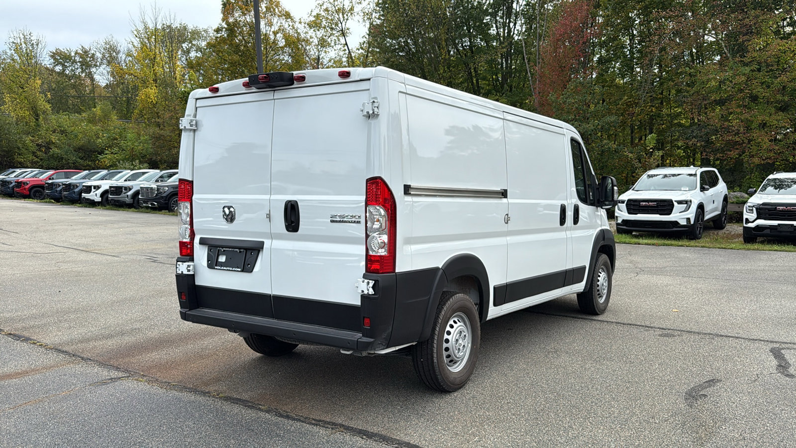 Used 2025 RAM ProMaster 2500 w/ Premium Convenience Group image 4