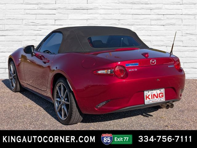Used 2023 MAZDA MX-5 Miata Grand Touring RWD image 6