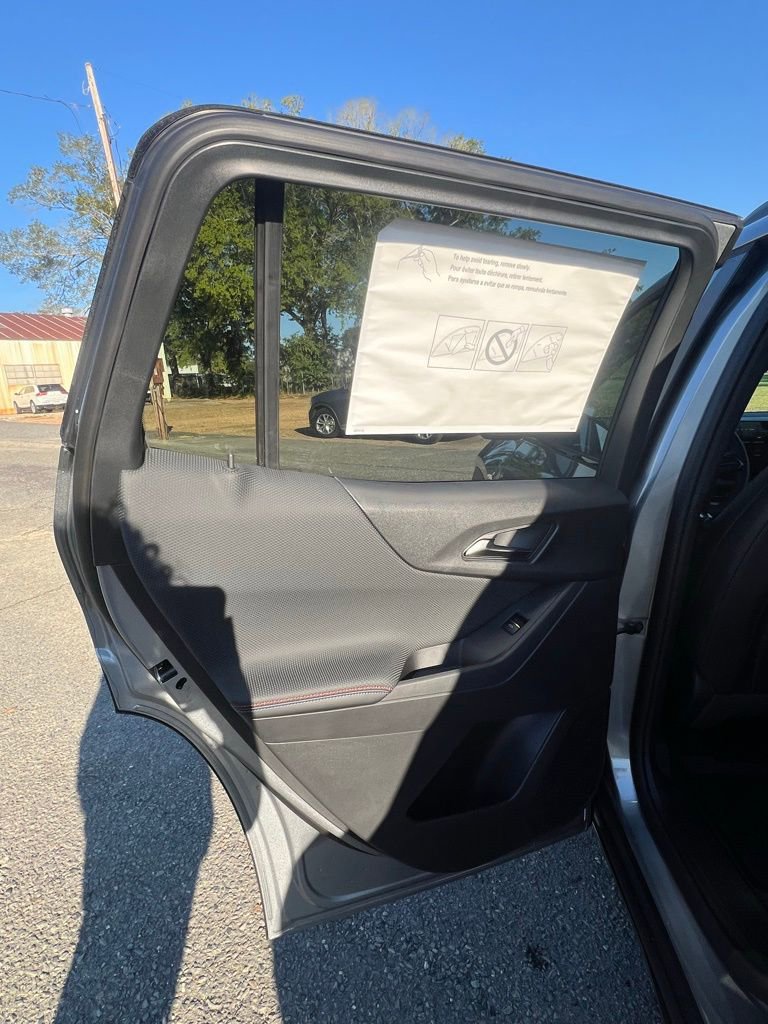 New 2026 Chevrolet Equinox RS w/ LPO, Floor Liner Package image 16