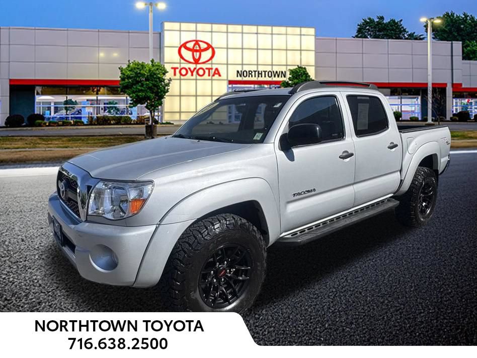 Used 2011 Toyota Tacoma 4x4 Double Cab w/ TRD Off-Road Pkg image 1