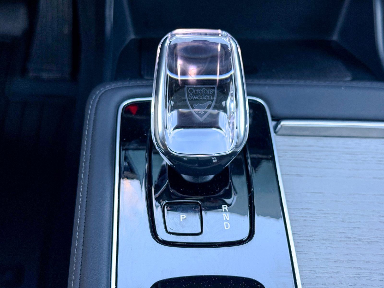 Used 2025 Volvo XC90 T8 Ultra w/ Protection Package AWD/4WD image 29