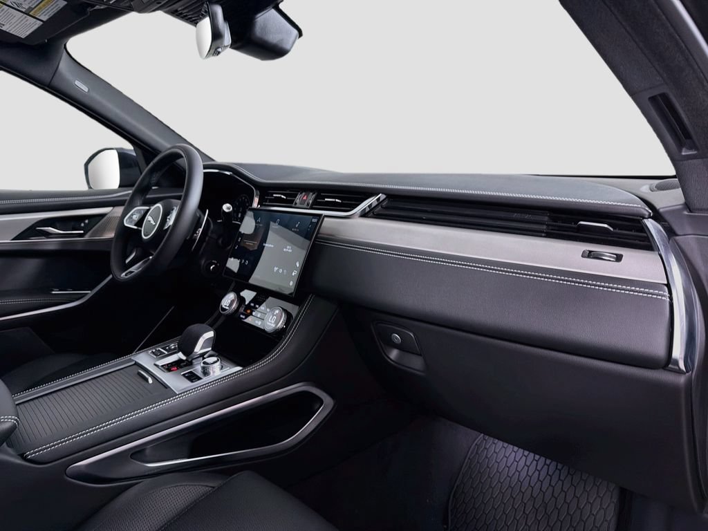 New 2026 Jaguar F-PACE R-Dynamic S AWD/4WD image 31