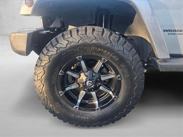 Used 2017 Jeep Wrangler Unlimited Sahara image 21