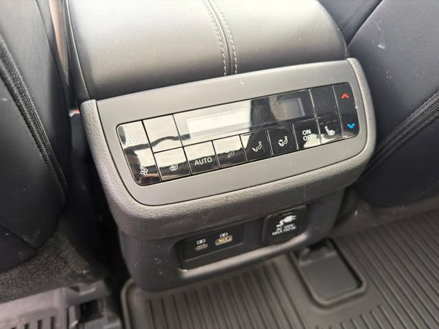 Used 2023 Nissan Pathfinder Platinum w/ Lighting Package (N93) AWD/4WD image 19
