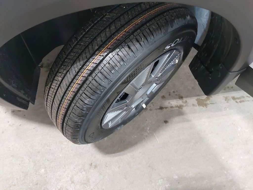 New 2026 Nissan Kicks S image 31