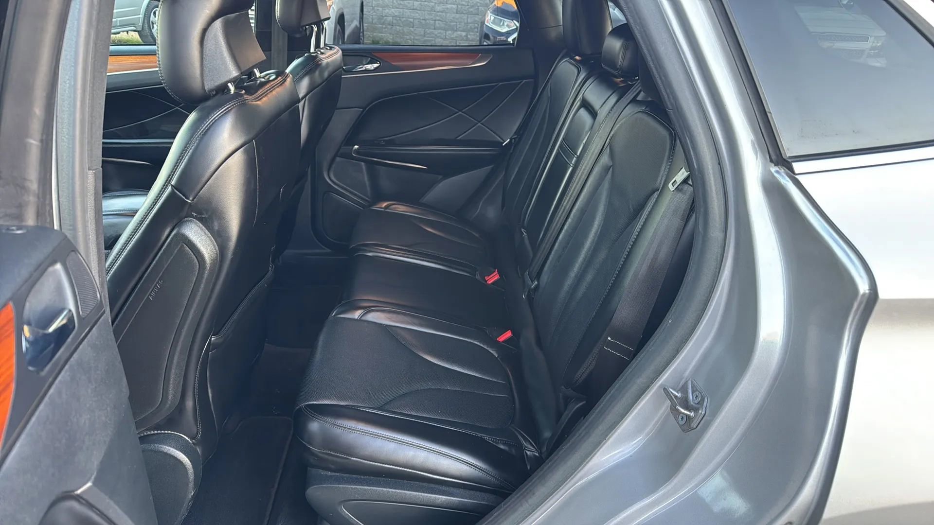 Used 2017 Lincoln MKC Reserve image 7