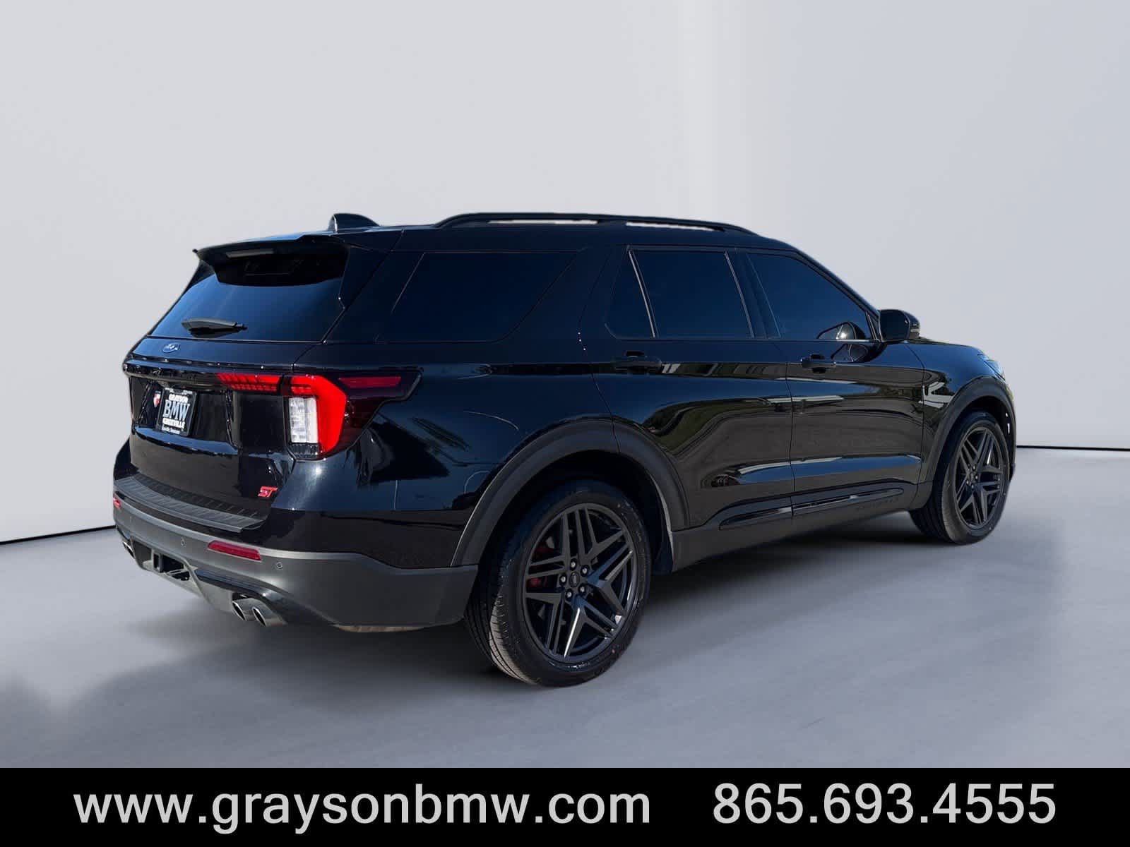 Used 2025 Ford Explorer ST w/ Sun And Sound Package AWD/4WD image 3