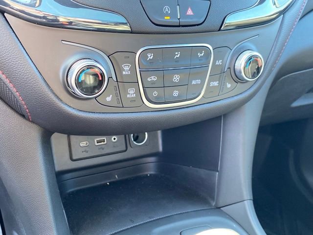 Certified 2024 Chevrolet Equinox RS w/ LPO, Floor Liner Package image 12