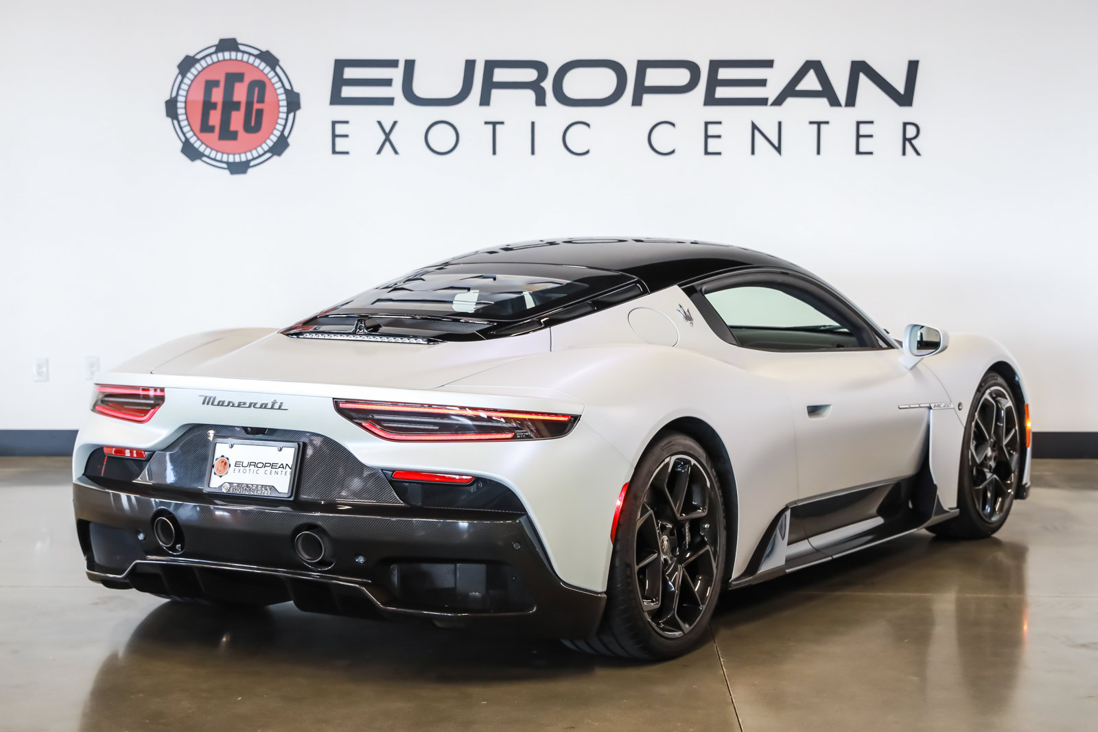 Used 2022 Maserati MC20 Coupe RWD image 13