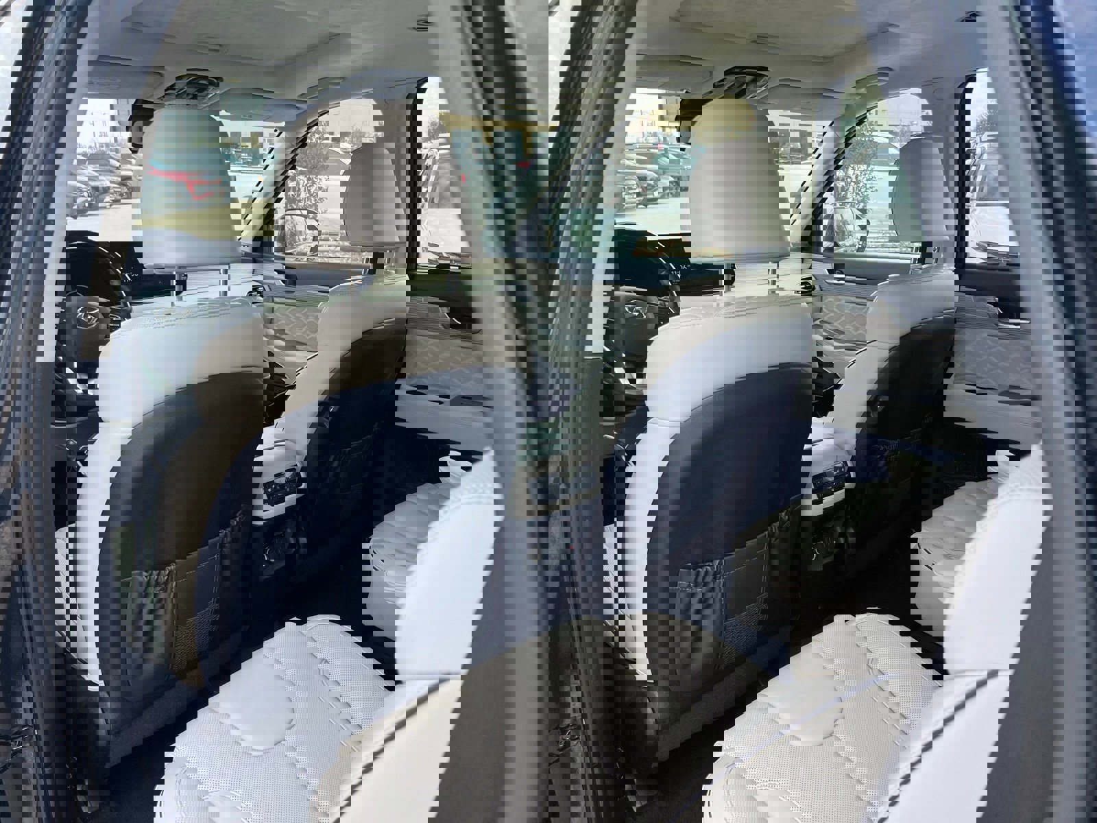 Used 2022 Hyundai Palisade Calligraphy w/ Cargo Package image 19