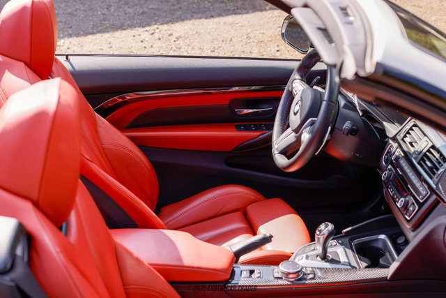 Used 2015 BMW M4 Convertible image 50