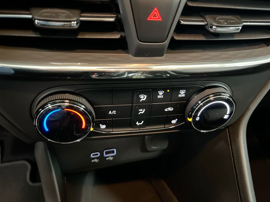 New 2026 Buick Encore GX Preferred w/ Comfort Package image 16