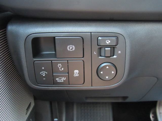 Used 2023 Hyundai Ioniq 6 Limited image 38