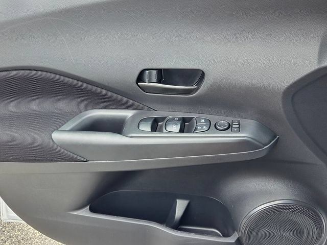 Used 2025 Nissan Kicks Play S FWD image 28