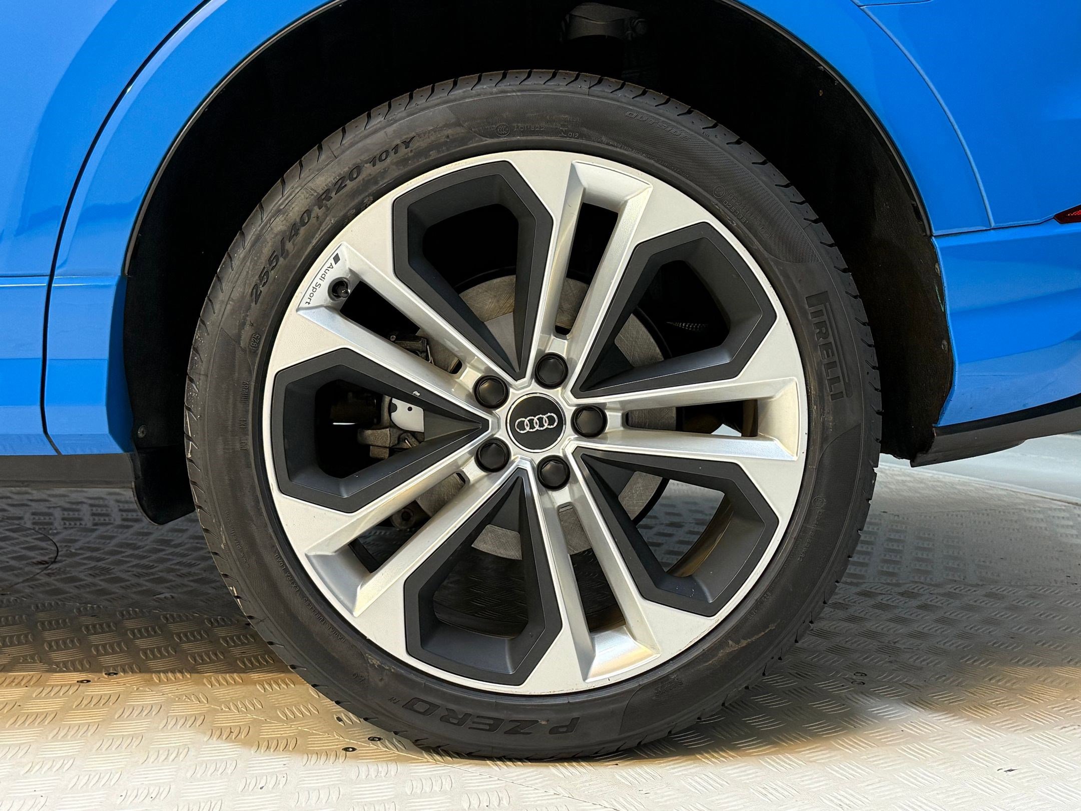 Used 2020 Audi Q3 2.0T Premium Plus w/ Premium Plus Package image 12