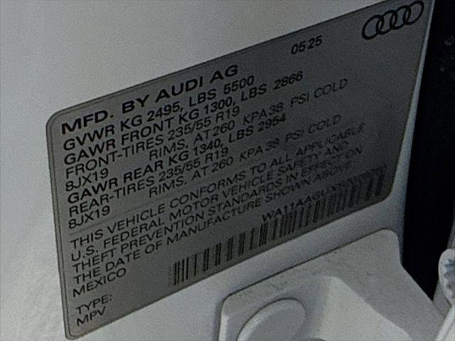 Certified 2025 Audi Q5 Premium w/ 19" Wheel Package AWD/4WD image 30
