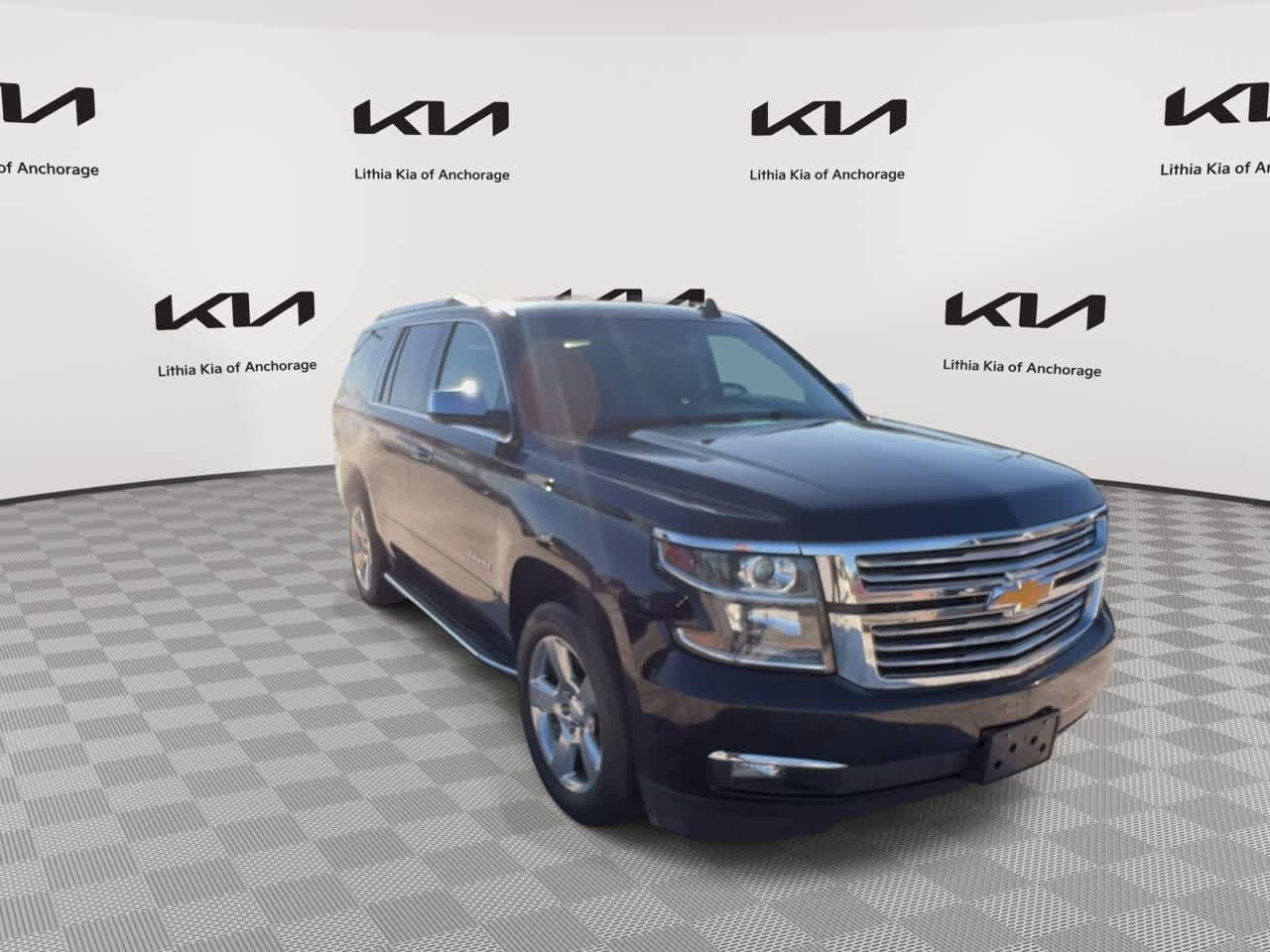 Used 2020 Chevrolet Tahoe Premier AWD/4WD image 3