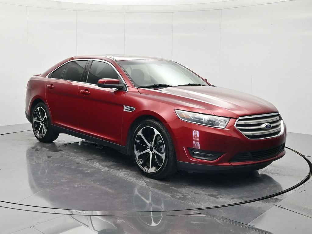 Used 2015 Ford Taurus SEL w/ Equipment Group 201A FWD image 3