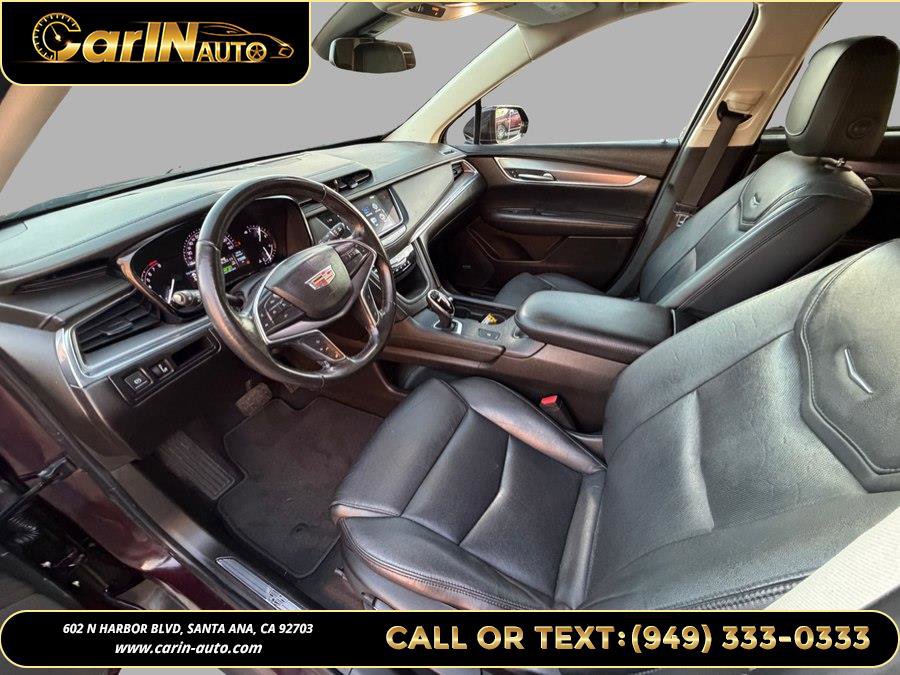 Used 2018 Cadillac XT5 Luxury w/ Driver Awareness Package image 9