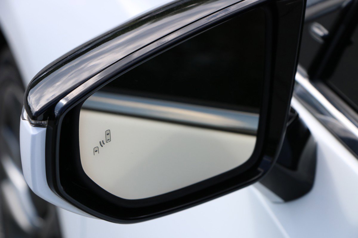 Used 2019 Lexus ES 350 F Sport w/ Accessory Package 2 FWD image 16