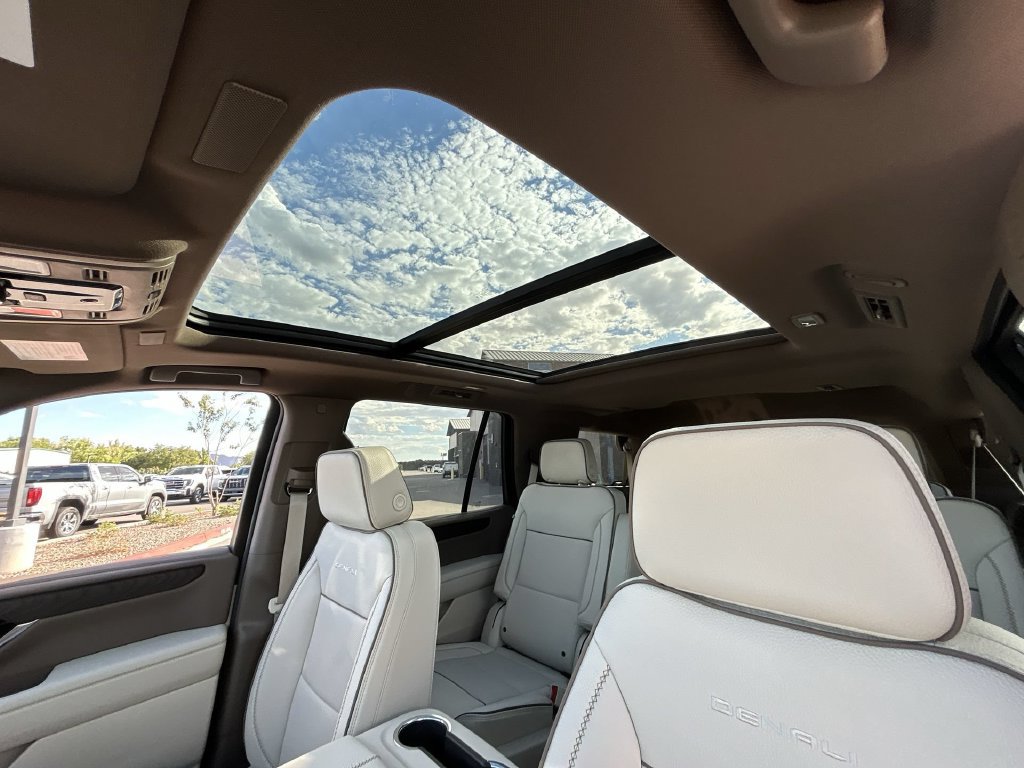 New 2027 GMC Yukon Denali w/ Advanced Technology Package AWD/4WD image 19