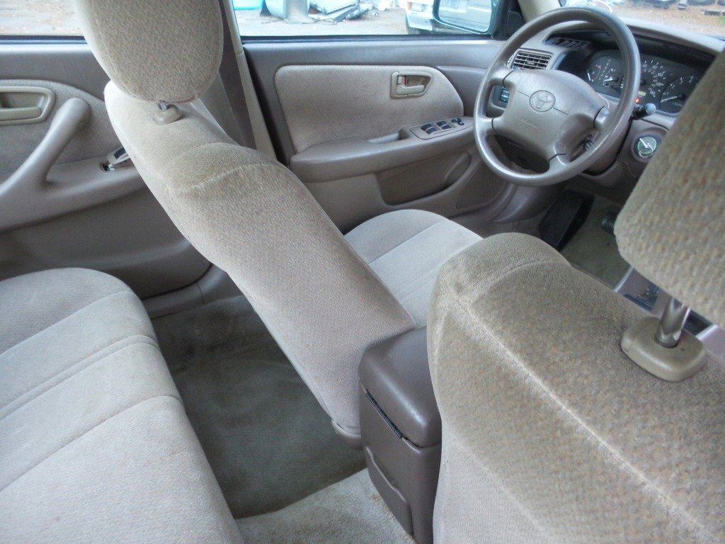 Used 2001 Toyota Camry CE FWD image 14