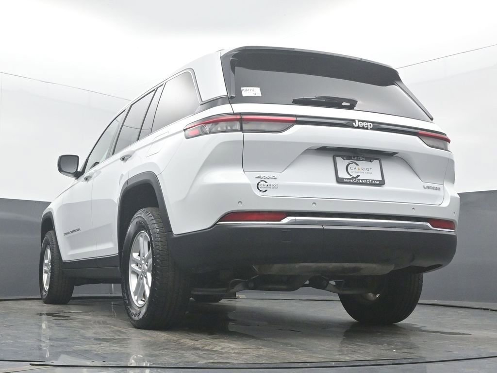 Used 2024 Jeep Grand Cherokee Laredo w/ Luxury Tech Group I image 47