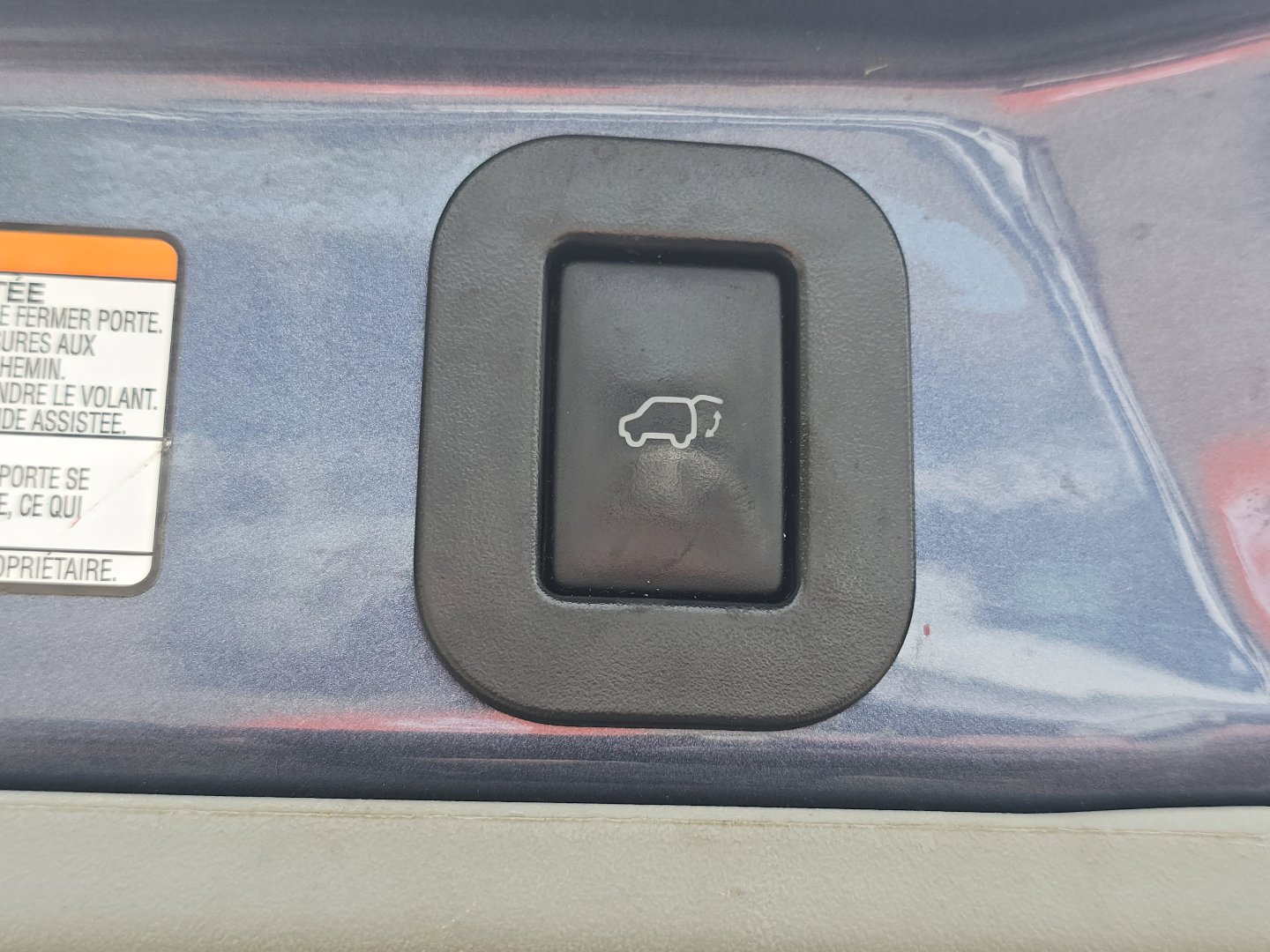 Used 2015 Toyota Sienna XLE Premium FWD image 18