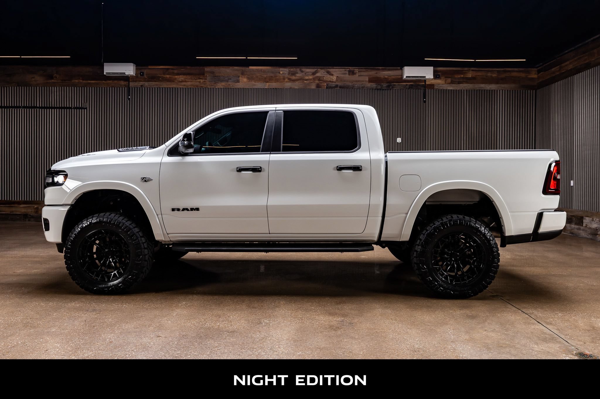 Used 2026 RAM 1500 Laramie w/ Night Edition AWD/4WD image 6