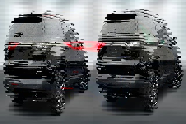 Used 2020 Chevrolet Traverse RS image 13