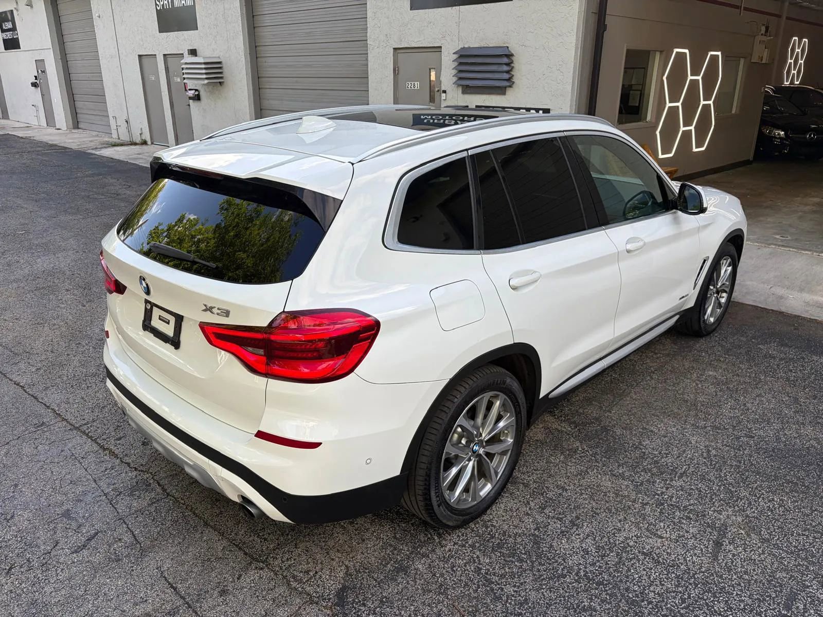 Used 2018 BMW X3 xDrive30i AWD/4WD image 13