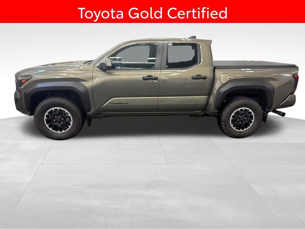 Certified 2024 Toyota Tacoma TRD Off-Road image 2