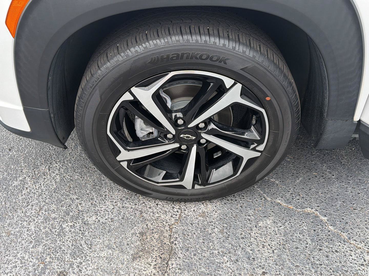 Certified 2023 Chevrolet TrailBlazer RS w/ Convenience Package FWD image 36