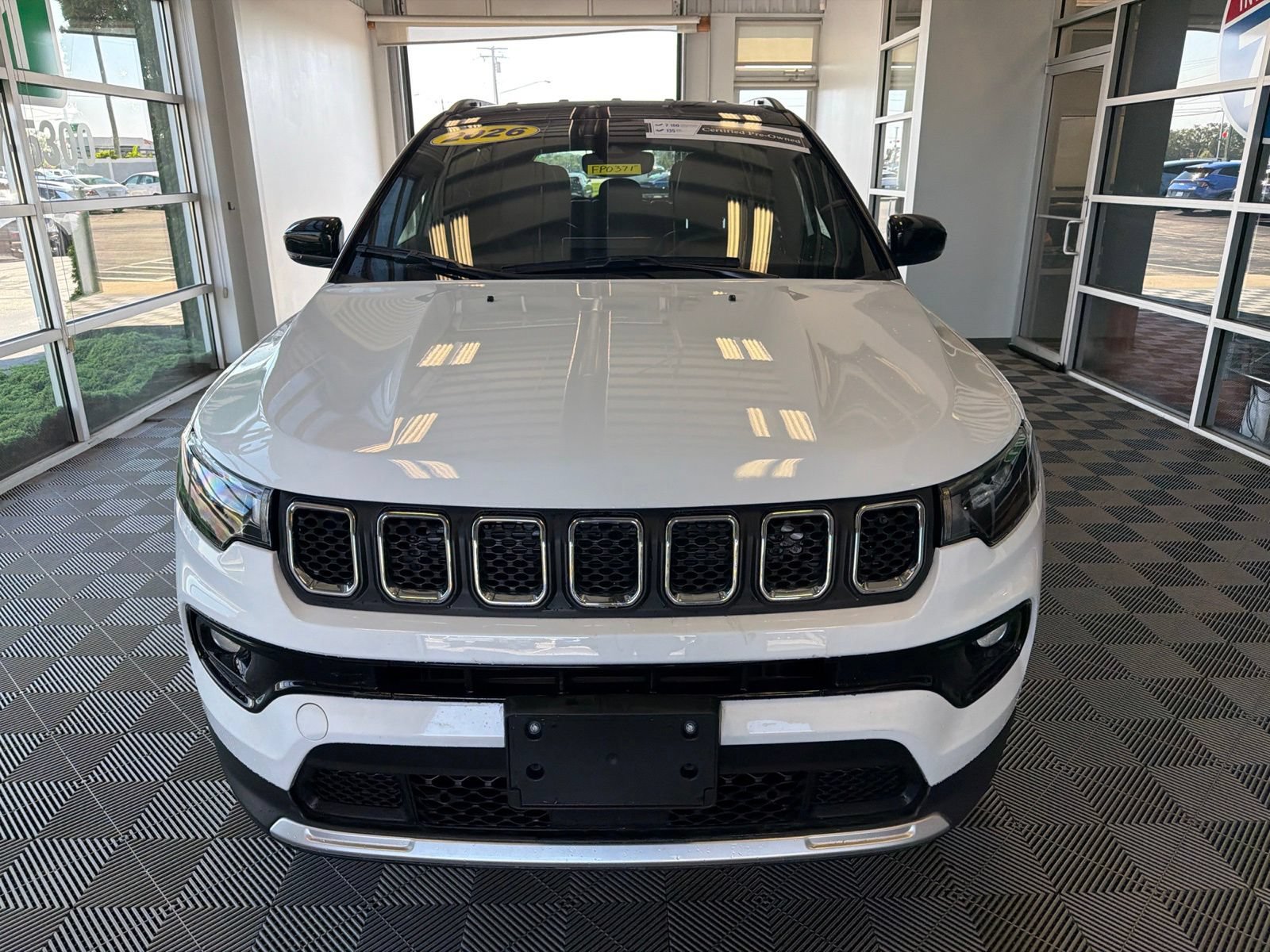 Used 2026 Jeep Compass Limited AWD/4WD image 2