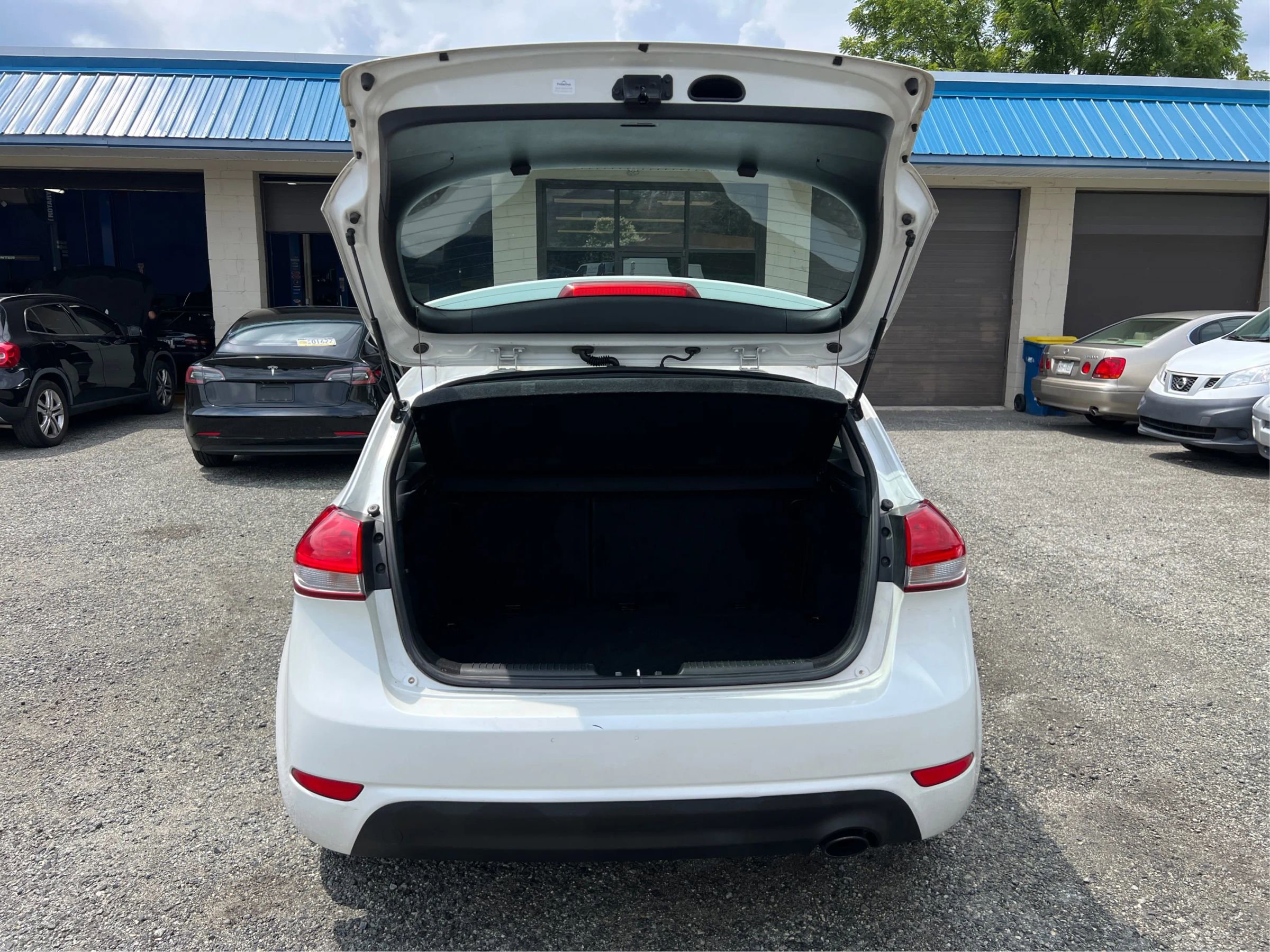 Used 2016 Kia Forte LX image 13