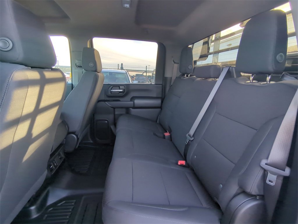 New 2025 GMC Sierra 3500 Pro w/ Convenience Package image 18