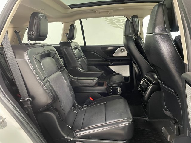 Used 2020 Lincoln Aviator Reserve w/ Equipment Group 201A image 22