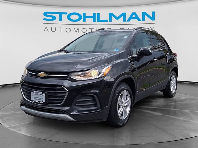 Used 2020 Chevrolet Trax LT w/ Sun & Sound Package FWD image 1