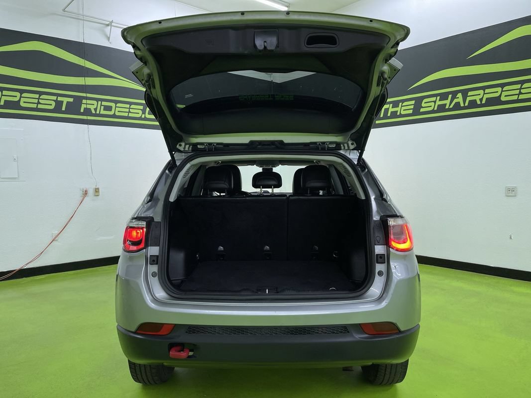 Used 2019 Jeep Compass Trailhawk AWD/4WD image 9