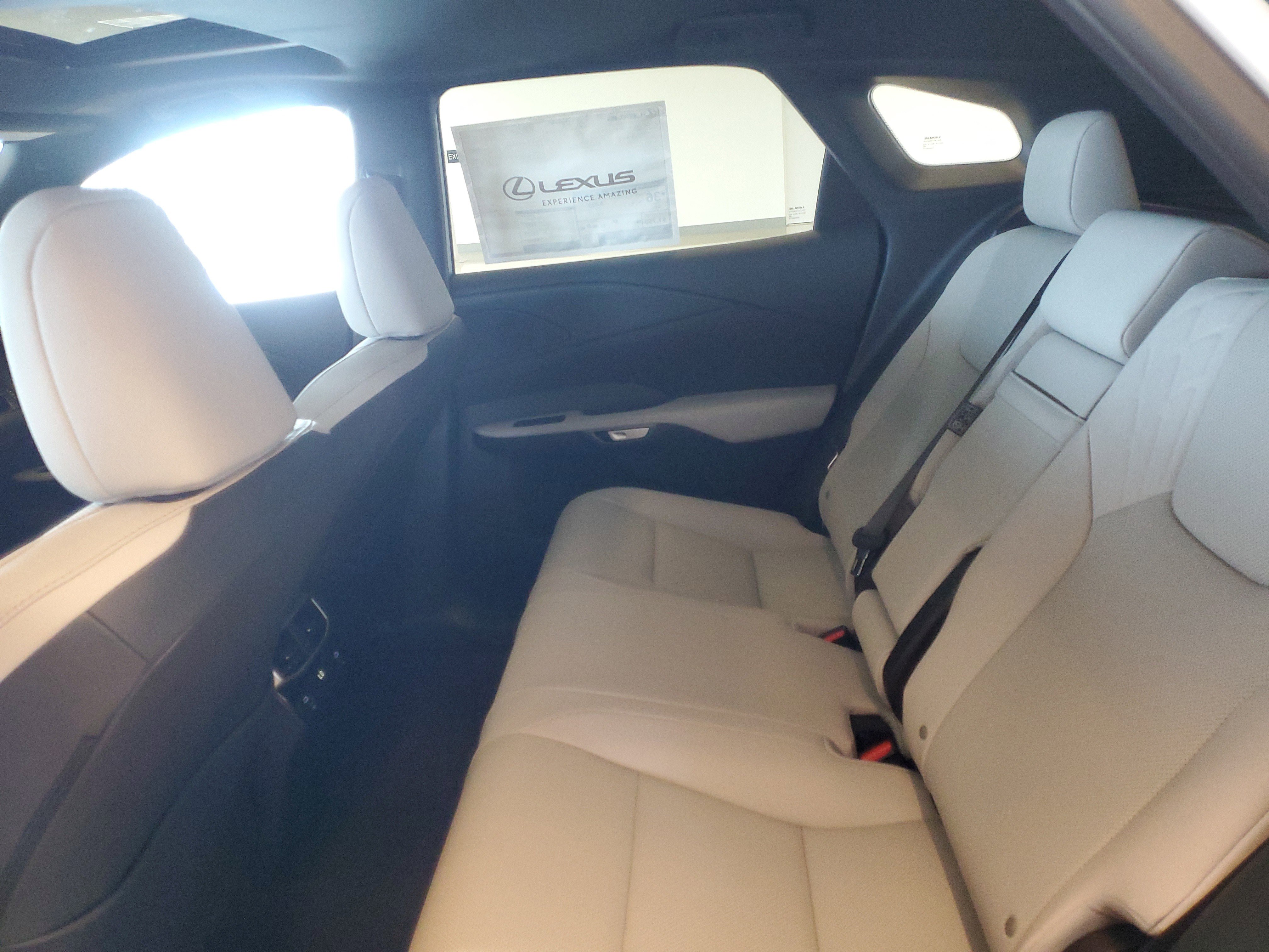 New 2026 Lexus RX 350h image 7