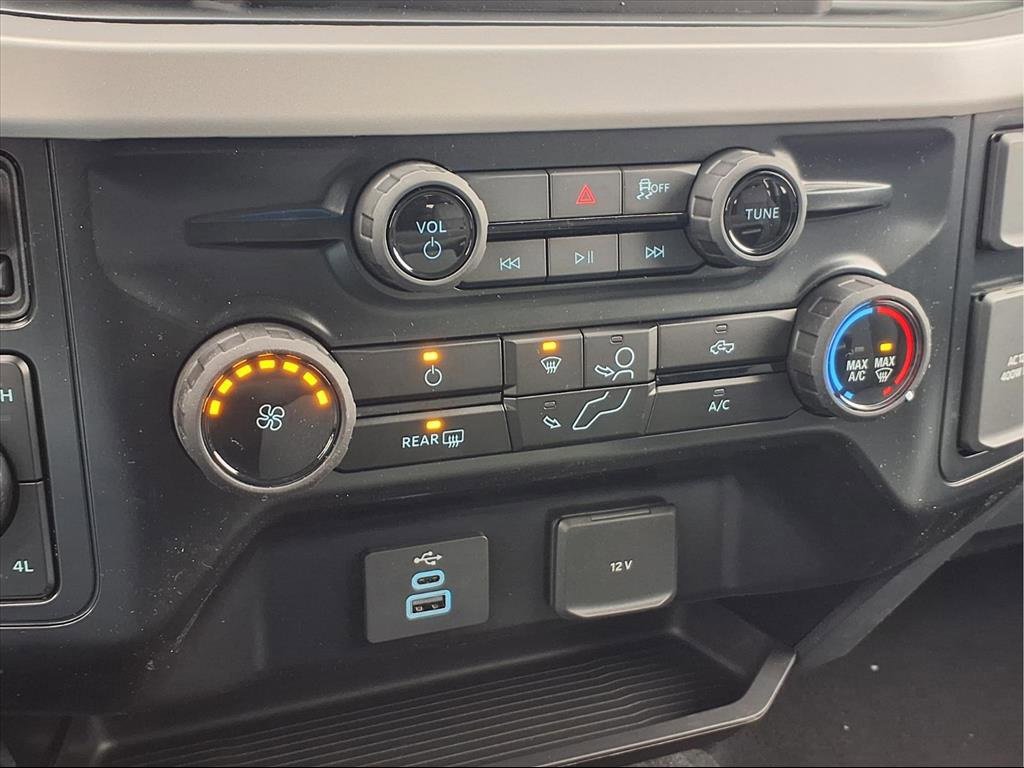 New 2026 Ford F250 XLT w/ FX4 Off-Road Package image 6