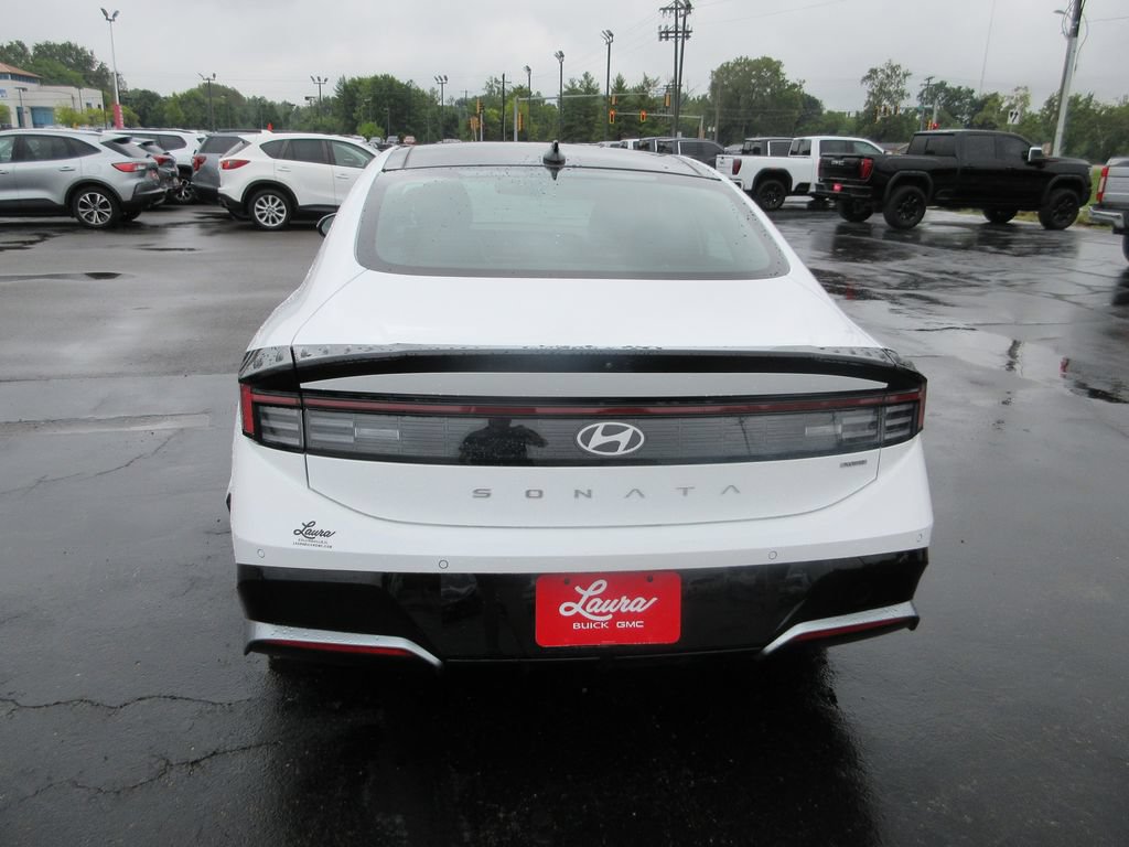 Used 2024 Hyundai Sonata Limited FWD image 7