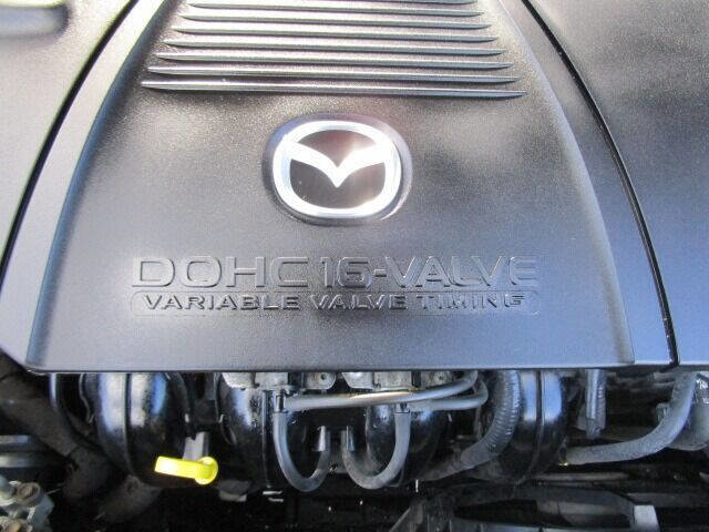 Used 2005 MAZDA MAZDA3 s w/ Sport Pkg image 38